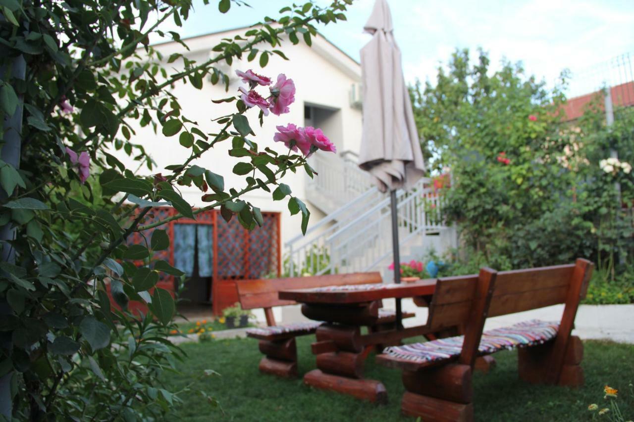 Holiday Home Flora Mostar Ngoại thất bức ảnh